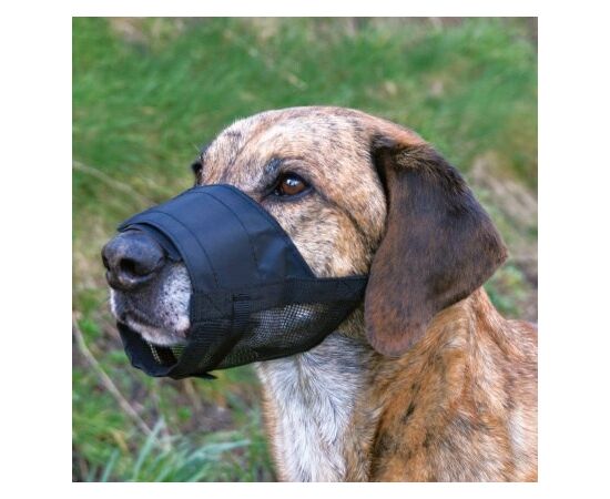 TRIXIE MUZZLE WITH NET INSERT